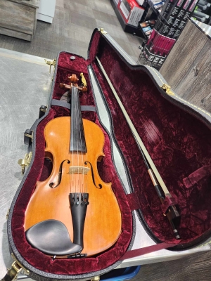 JACOBUS STAINER VIOLIN OUTFIT