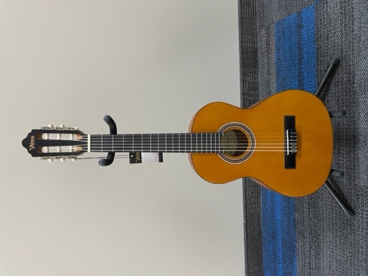 Gear Hunter | Valencia Classical Guitar