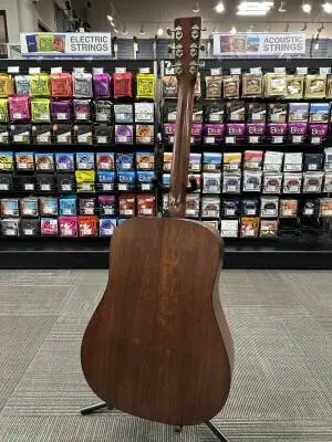 Martin Guitars - D-18 SATIN V1 2