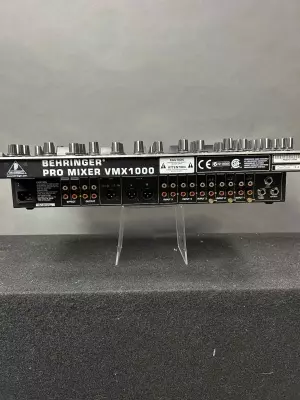 Behringer - VMX1000 2