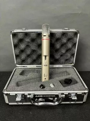 AKG - C1000S