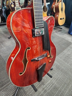 Eastman Guitars - AR503CE 2