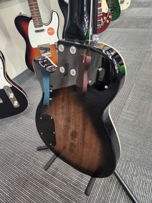 Gretsch Guitars - G5260 EMTC JET BARI BRSTL 2