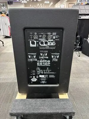 Yorkville Sound - ES12P 2