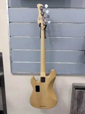 Sire Marcus Miller P7 2