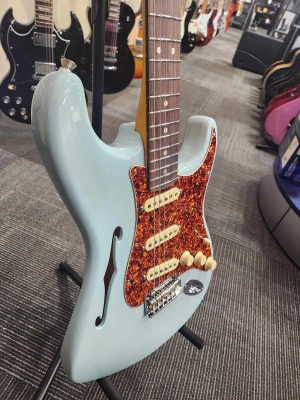 Fender - AM PRO II STRAT TL RW 2