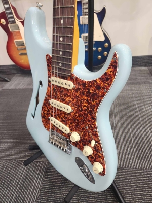 Store Special Product - Fender - AM PRO II STRAT TL RW