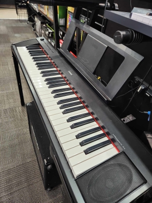 Yamaha - NP12 B 4