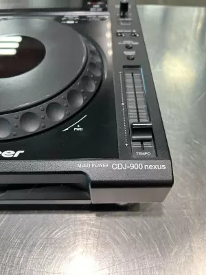 Pioneer DJ - CDJ-900NXS 4
