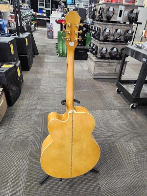 Epiphone - EJ200CEVNGH 3