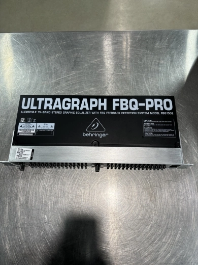 Behringer - FBQ1502 3