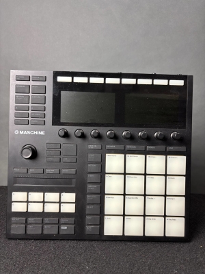 Native Instruments Maschine MK3 Music Production System
