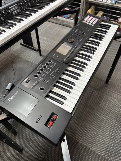 Roland - FA-06 3