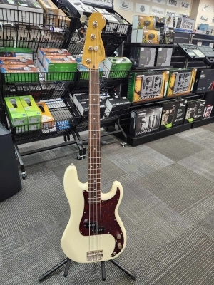 Squier - CV 60S P-BASS LRL OWT