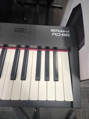 Roland - RD-88 2