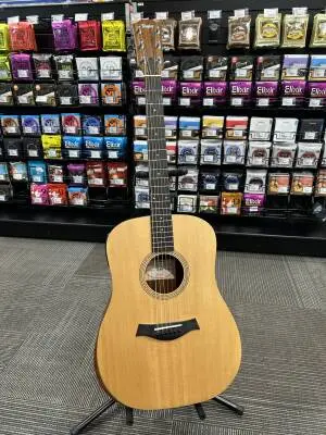 Taylor Guitars - ACADEMY 10E V2