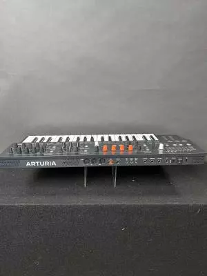 Arturia - MINI FREAK 2