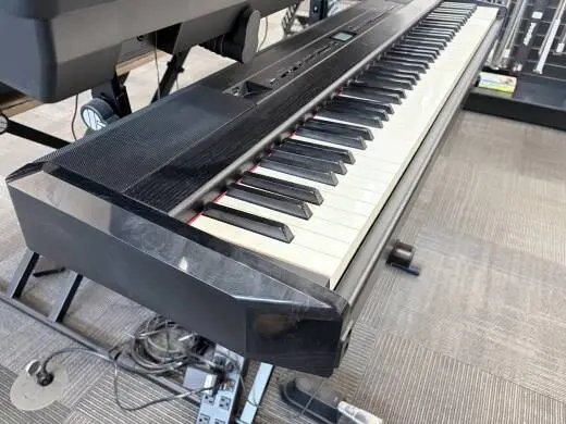 Yamaha - P515 B 2