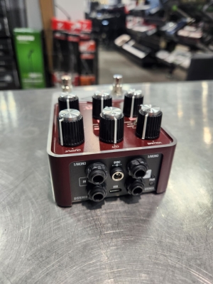 Universal Audio - RUBY '63 TOP BOOST AMP PEDAL 3