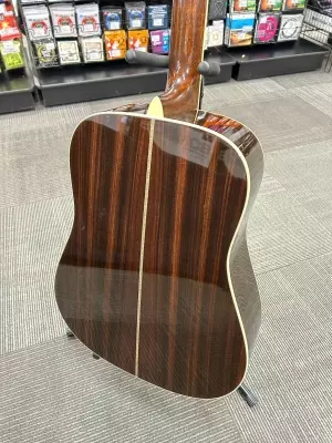 Martin Guitars - D-41 V18 5
