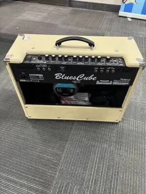 Roland - BC-ARTIST 2