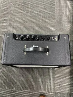 Fender Blues Jr III 2