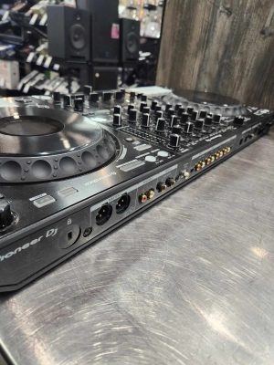 Pioneer - DDJ-1000 2