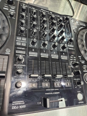 Pioneer - DDJ-1000 2