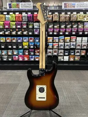 Fender AM Stratocaster 3TSB 2