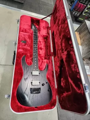 Ibanez - RGR PRESTIGE WEATHERED BLACK 6