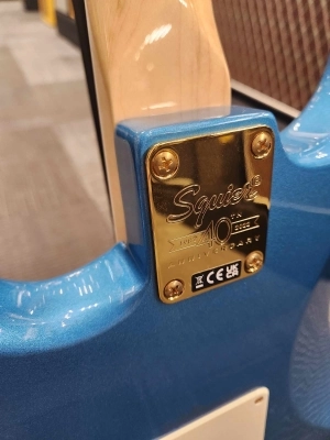 Squier - SQ 40 STRAT LRL GHW GPG LPB 2