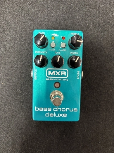 MXR - M83