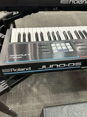 Roland - JUNO-DS 61 2