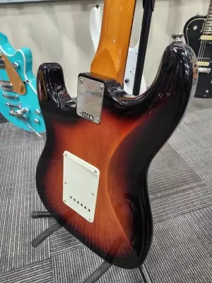 Squier - CV 60S STRAT 4