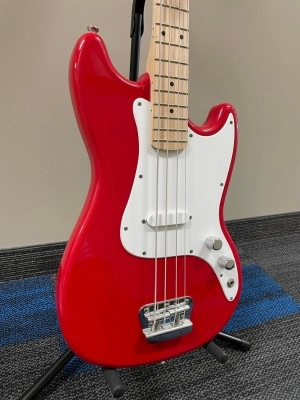 Squier Bronco Bass 3