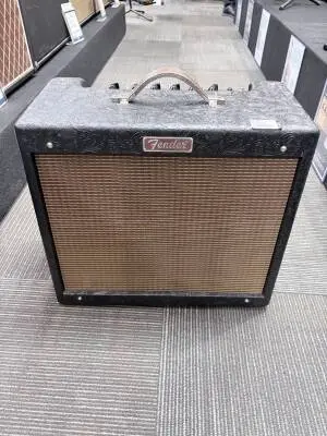 Fender - 223-1500-030