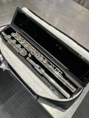 Sankyo Flute - CF201 O-B-G 2