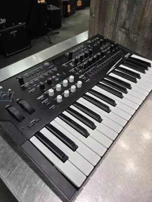 Korg - WAVESTATE 2