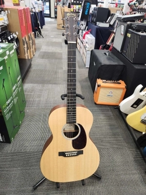 Martin Guitars - 00LX1AE