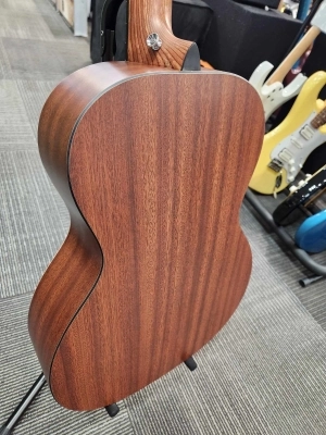 Martin Guitars - 00LX1AE 2