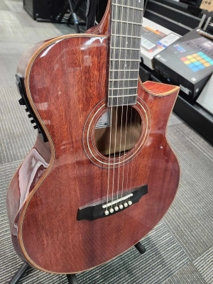 Denver - OM MAHOGANY TOP CE - NATURAL 4