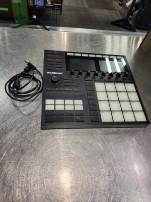 Native Instruments - MASCHINE MK3