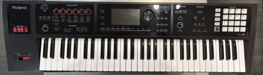 Roland - FA-06 2