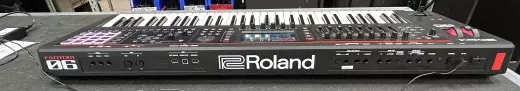 Roland - FANTOM-06 5