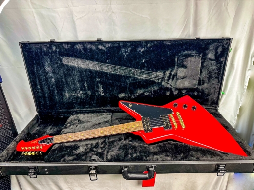 Gibson Lzzy Hale Signature Explorerbird - Cardinal Red - DSXLZ00CRGH