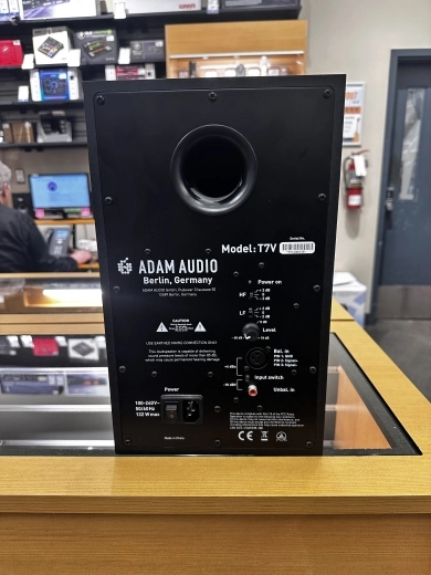 ADAM Audio - AD-T7V 2