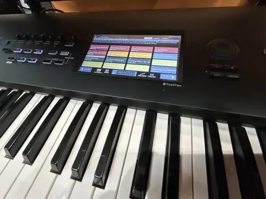 Korg - NAUTILUS73 2