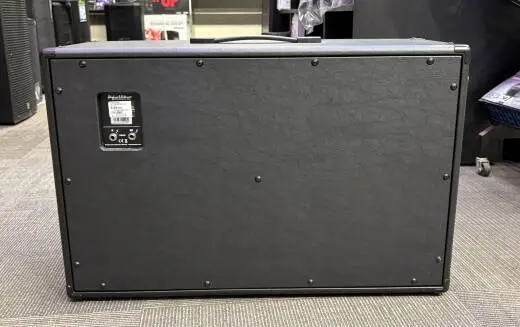 HUGHES & KETTNER TUBE MEISTER 2X12 CAB 2