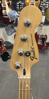 FENDER MIM STANDARD PRECISION BASS 2
