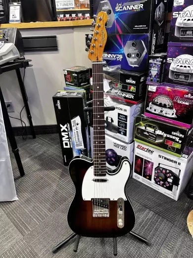 Squier - 037-4040-500